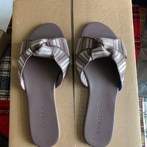 Rothy‘s style 019-009.  Brand new in the box